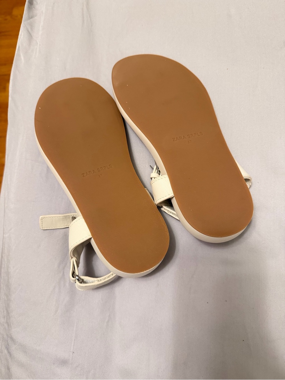 Zara SRPLS Leather T-Strap Thong Sandal in Cream - Women's, NWOT never worn - Picture 4 of 4